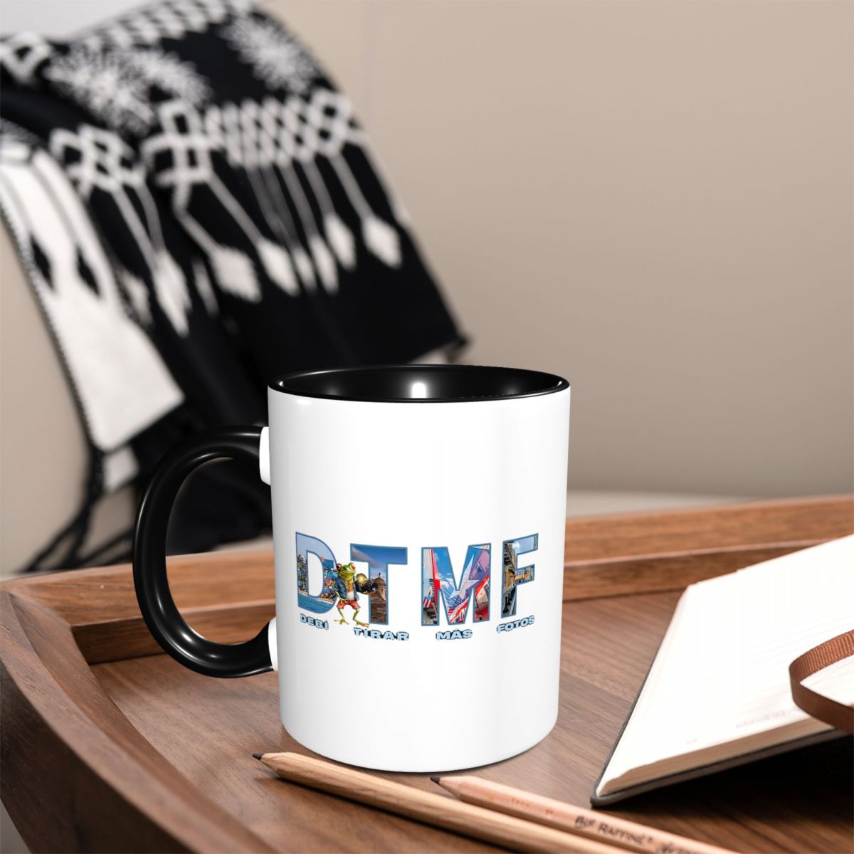 Bads Bunnys Debi Tirar Mas Fot - Coffee Tea Cup Foto recensie en prijs